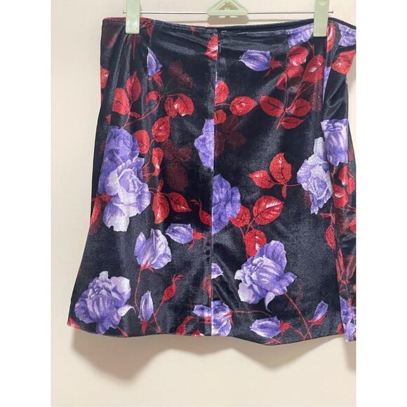 Anthropologie x Maeve Velvet Micro Mini Skirt Size 8 - Picture 7 of 11